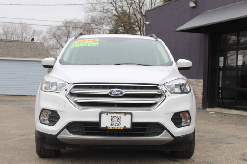 Used 2018 Ford Escape SE with VIN 1FMCU9GD1JUD22781 for sale in Hamilton, OH