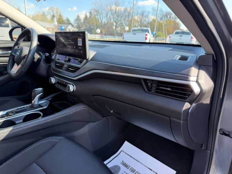 2023 Nissan Altima 2.5 SV