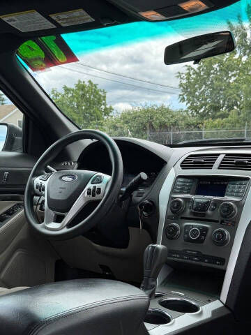 2014 Ford Explorer