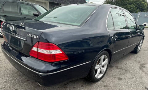 2005 Lexus LS 430