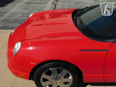 2002 Ford Thunderbird Deluxe