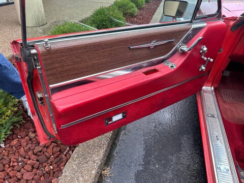 1964 Ford Thunderbird