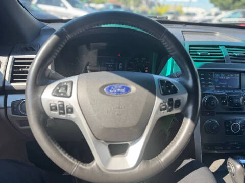 2012 Ford Explorer XLT