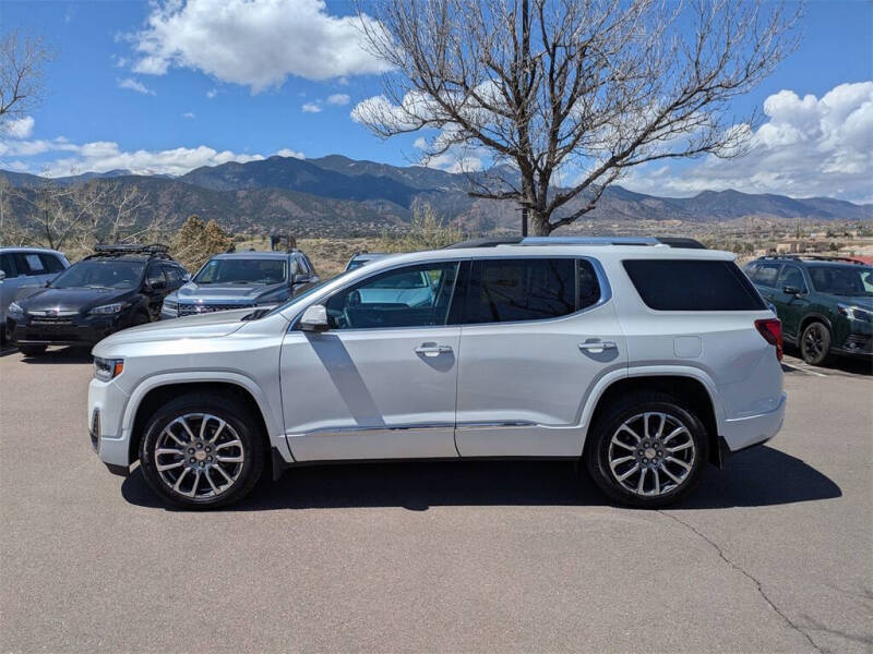 2023 GMC Acadia Denali