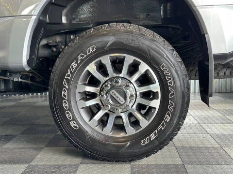 2022 Ford F-350 Super Duty Lariat