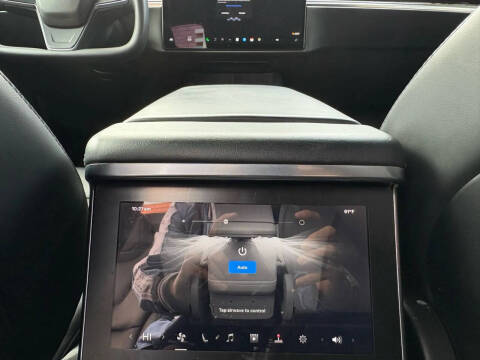 2022 Tesla Model X Plaid