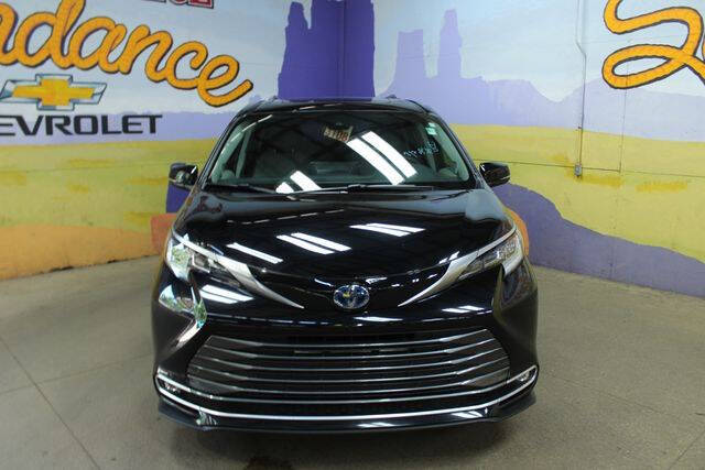 2021 Toyota Sienna Limited 7-Passenger