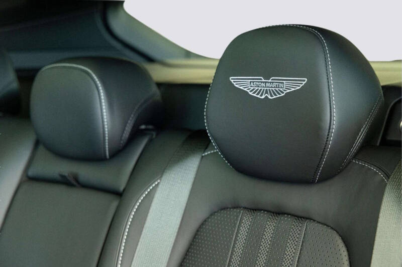 2026 Aston Martin DBX 707