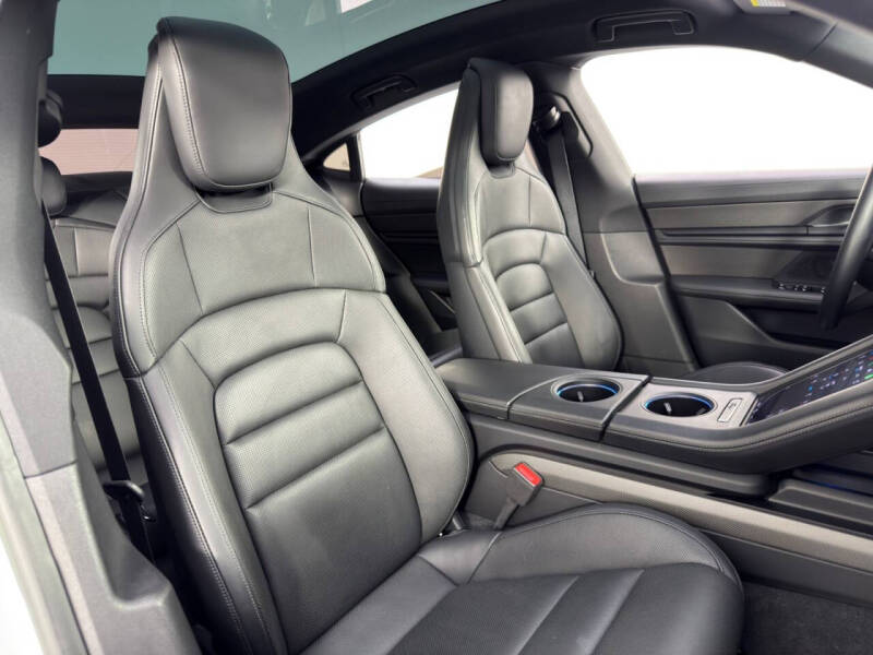 2022 Porsche Taycan 4S