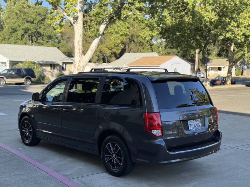 2017 Dodge Grand Caravan GT
