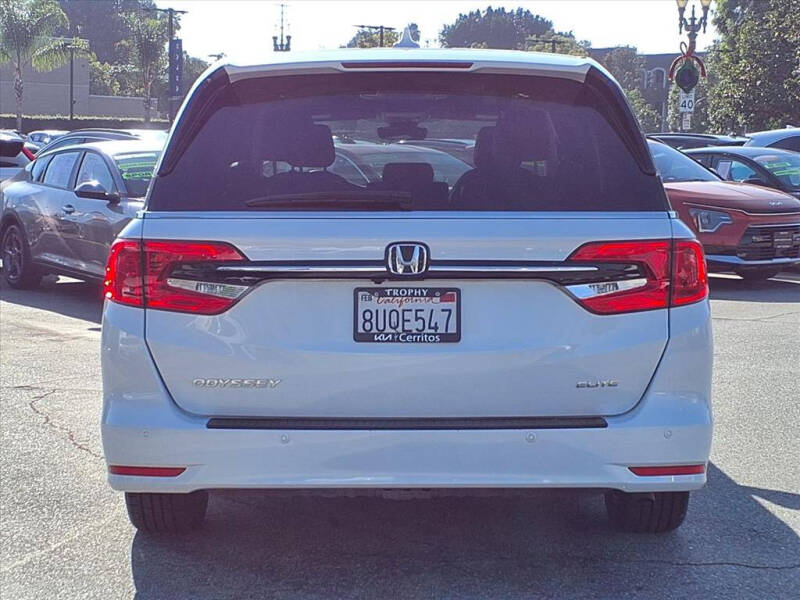 2021 Honda Odyssey Elite