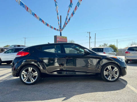 2016 Hyundai Veloster