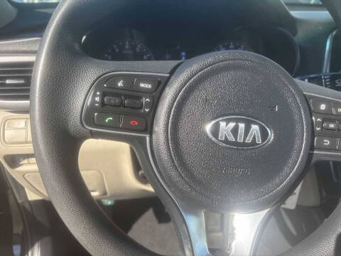 2016 Kia Optima LX