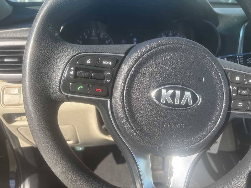 2016 Kia Optima LX