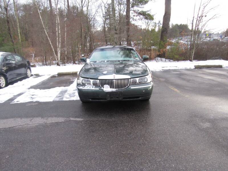 2000 Lincoln Town Car for sale at Heritage Truck and Auto Inc. in Londonderry NH
