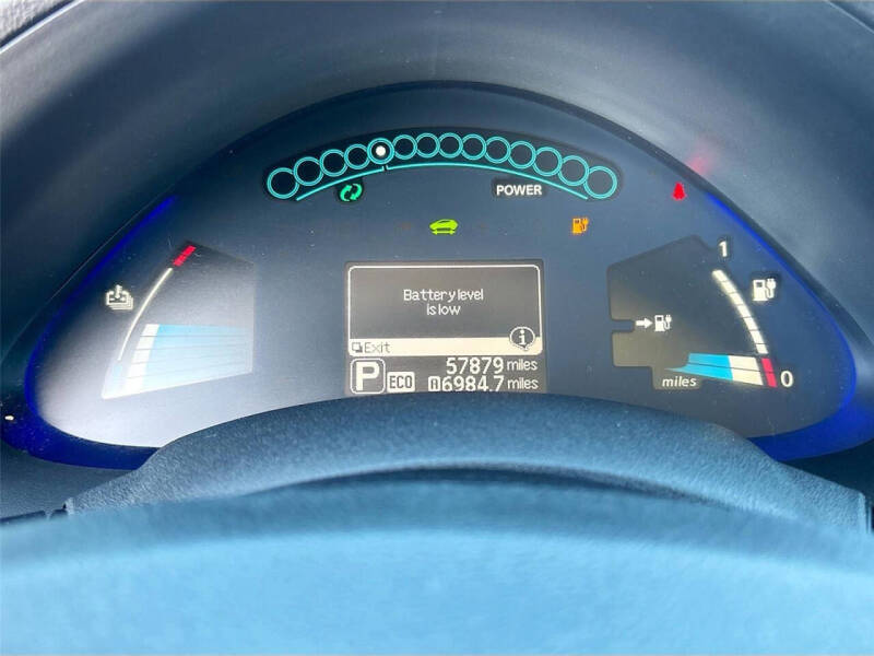 2016 Nissan LEAF SV