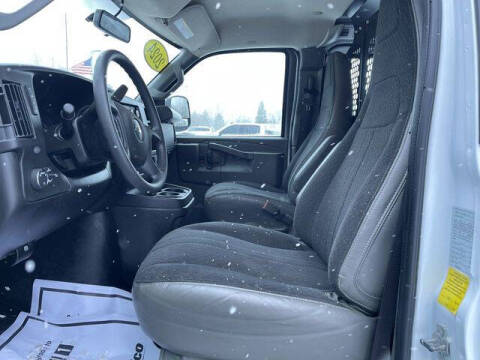 2024 Chevrolet Express 2500