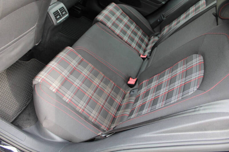 2015 Volkswagen Golf GTI S