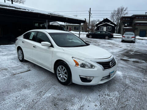 2014 Nissan Altima for sale at Metro Motor Sales in Minneapolis MN