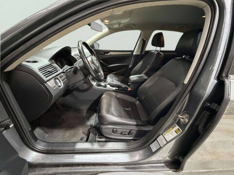 2015 Volkswagen Passat 1.8T SE