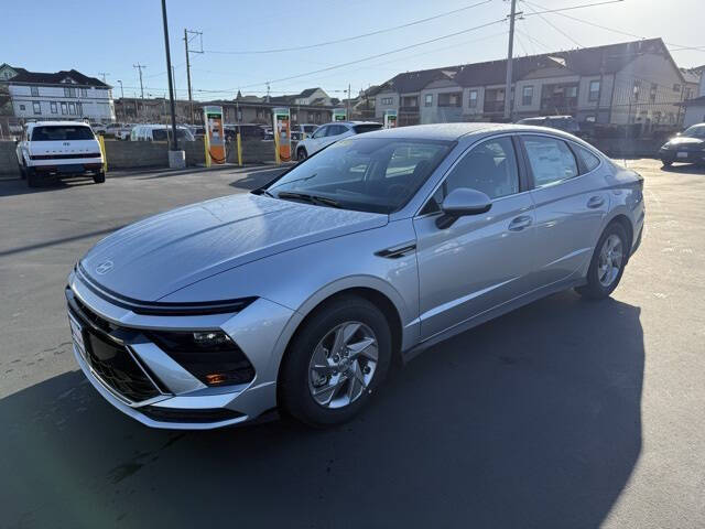 2025 Hyundai Sonata SE