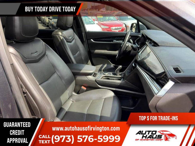 2022 Cadillac XT6 Premium Luxury