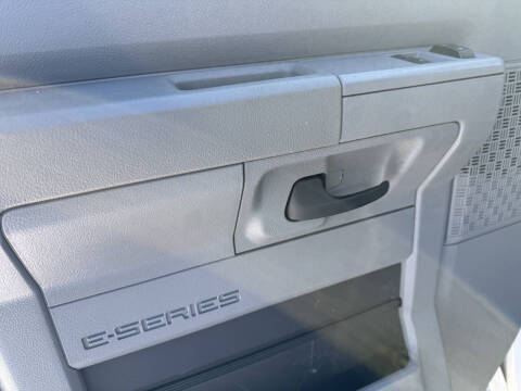 2014 Ford E-Series E-150