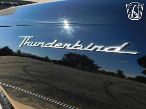 2002 Ford Thunderbird Deluxe
