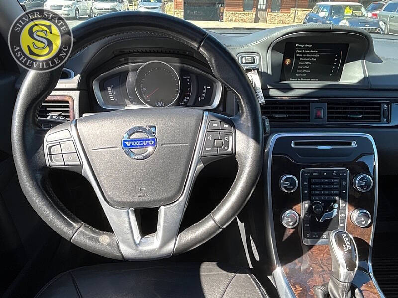 2016 Volvo XC70 T5 Drive-E Classic Premier