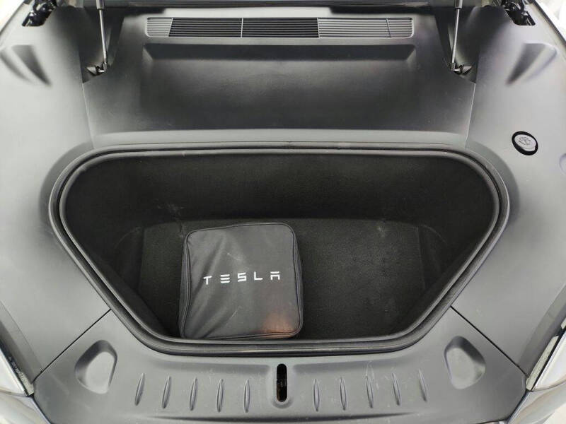 2022 Tesla Model S