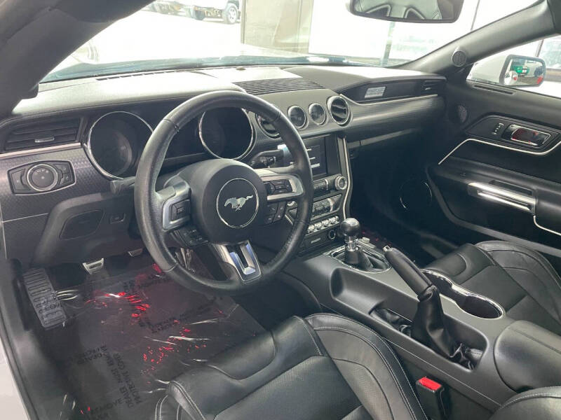 2017 Ford Mustang GT Premium