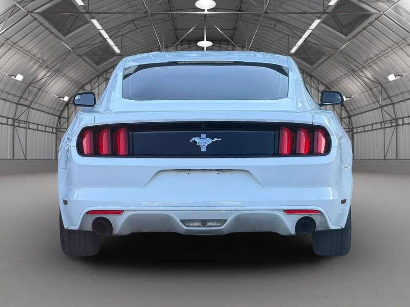 2015 Ford Mustang V6