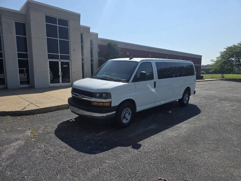 2017 Chevrolet Express LT 3500