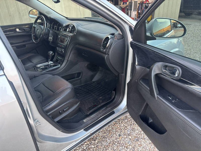 2017 Buick Enclave Leather