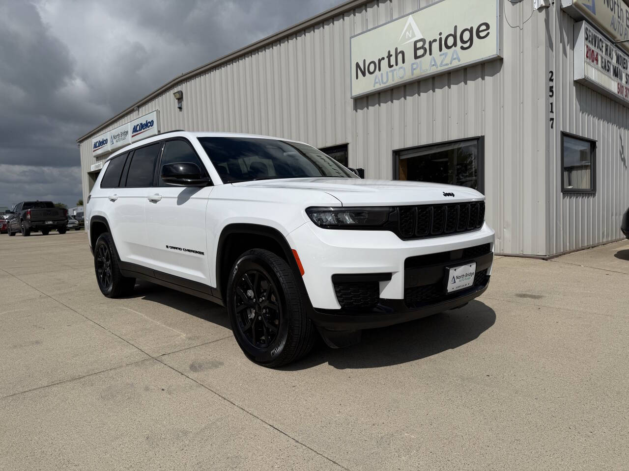 2024 Jeep Grand Cherokee L Altitude's photo