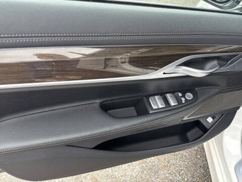 2019 BMW 7 Series 740i xDrive