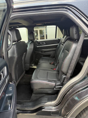 2016 Ford Explorer Sport