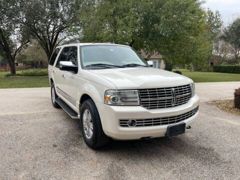 2007 Lincoln Navigator for sale at Sertwin LLC in Katy TX