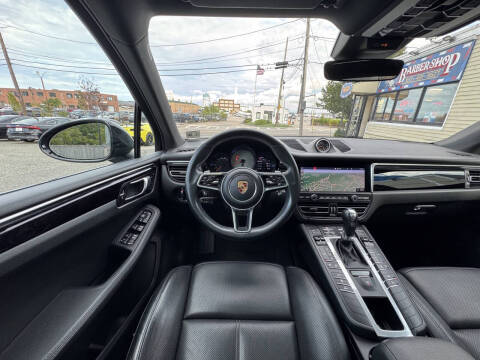 2020 Porsche Macan S