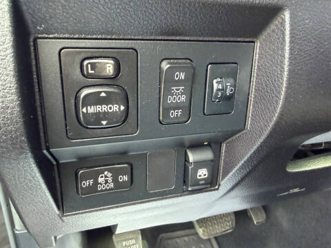 2015 Toyota Tundra SR5