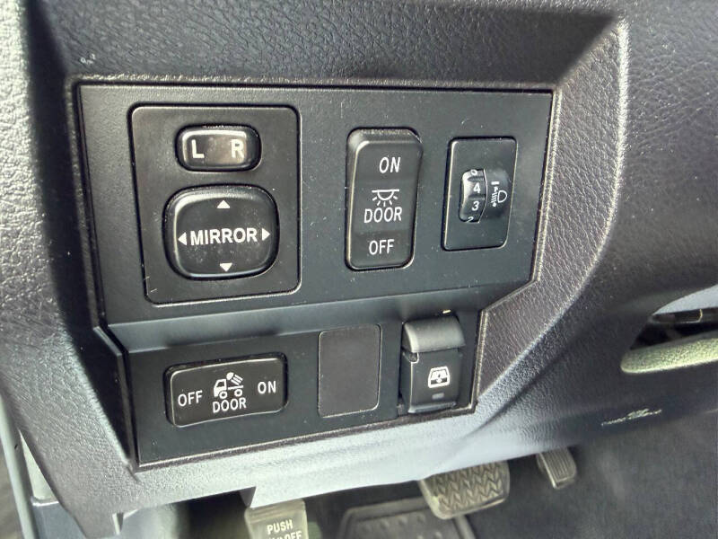 2015 Toyota Tundra SR5