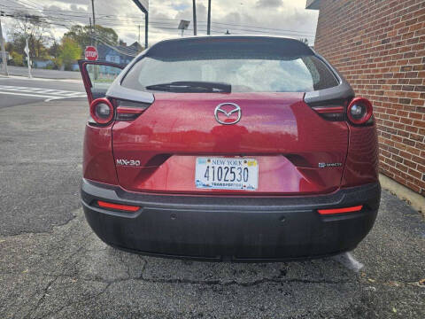 2022 Mazda MX-30 EV Premium Plus