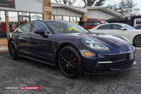 2017 Porsche Panamera 4S