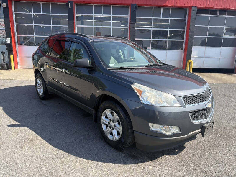 2012 Chevrolet Traverse LS