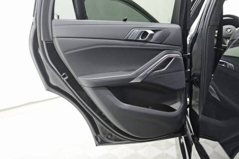 2022 BMW X6 xDrive40i