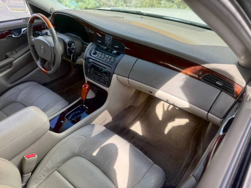 2003 Cadillac DeVille DTS