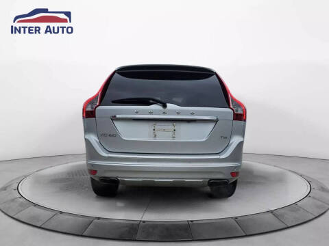 2015 Volvo XC60 T6 Drive-E Platinum