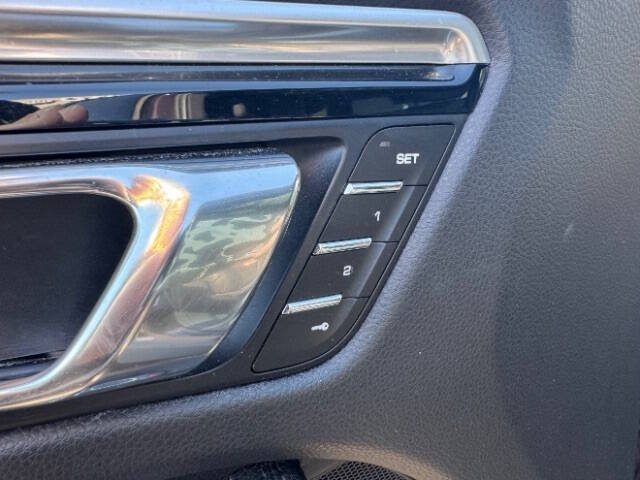 2017 Porsche Macan S