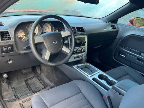 2010 Dodge Challenger SE