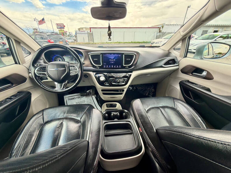 2018 Chrysler Pacifica Touring L